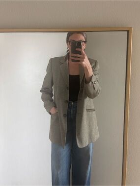 Vintage Neutral Herringbone Blazer in Beige and Brown Trim size s/m